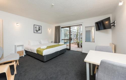 Richmond Hotel | Queen Street Studios