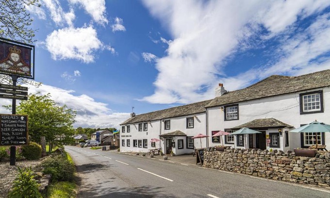 Sockbridge and Tirril Hotel | Queens Head Inn, Tirril