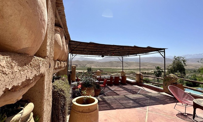 Lalla Takarkoust Villa | Quelque part au barrage