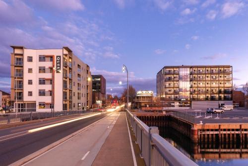 Port Adelaide Apartment | Quest Port Adelaide