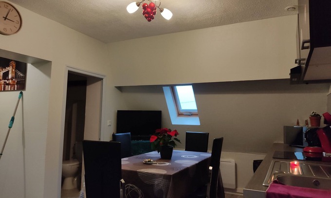 Niederhergheim Apartment | quiet 1st floor apartment