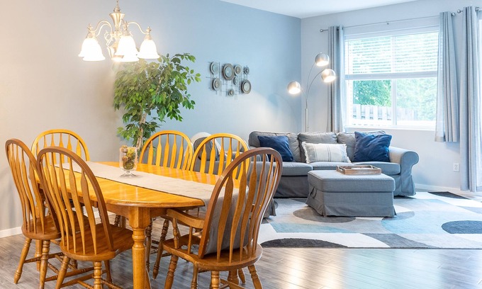 Beaverton House | *Quiet 2BR | Home Away From Home | Nike + Intel Nearby *