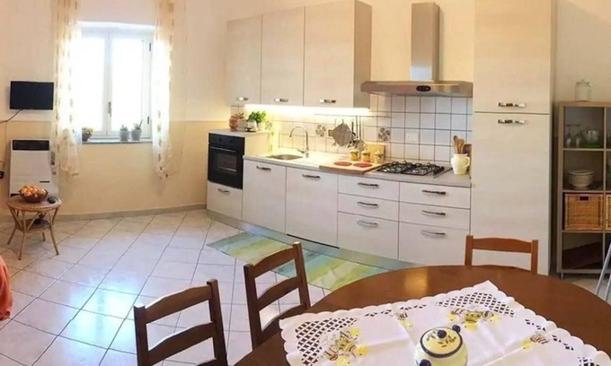 Catenanuova House | Quiet 3-bedroom apartment near Catania