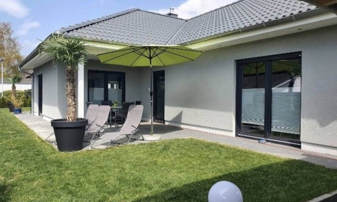 Brechen Apartment | Quiet apartment with terrace