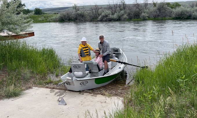 Thermopolis House | Quiet Barn on Big Horn River, Thermopolis, WY