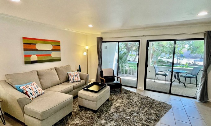 Racquet Club Estates Condo | Quiet Beautiful Condo in Central Palm Springs.