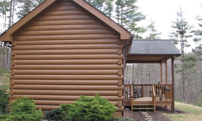 West Jefferson Cabin | Quiet cabin in the woods.