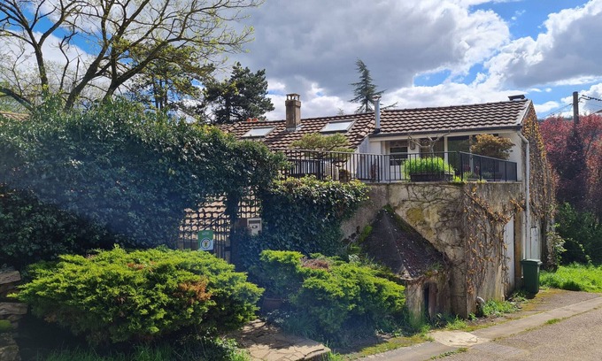Bayonville-sur-Mad Cottage | Quiet cottage with garden, near Metz