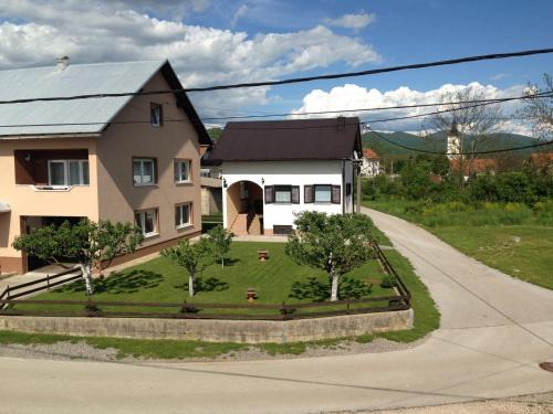 Lovinac House | Quiet country side cottage near nature park Velebit