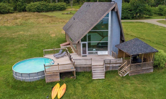 Bradford Cabin | Quiet Cove on Wood Road!