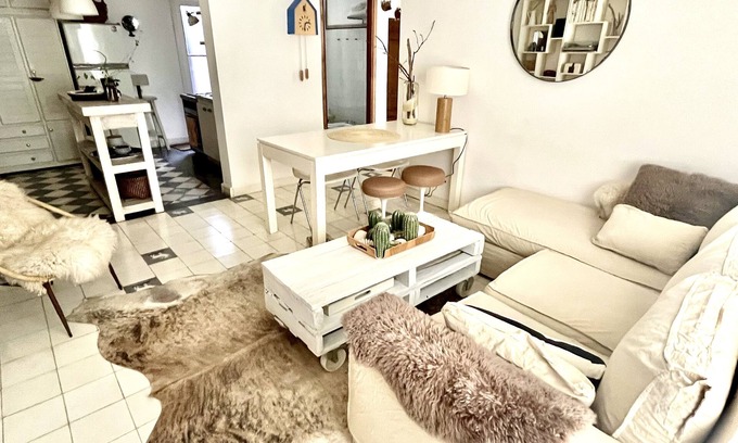 Palermo Apartment | Quiet garden apartment in the heart of Palermo SoHo.