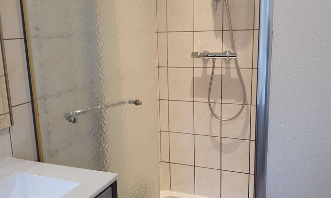 Chauffailles House | Quiet house close to all amenities and train station