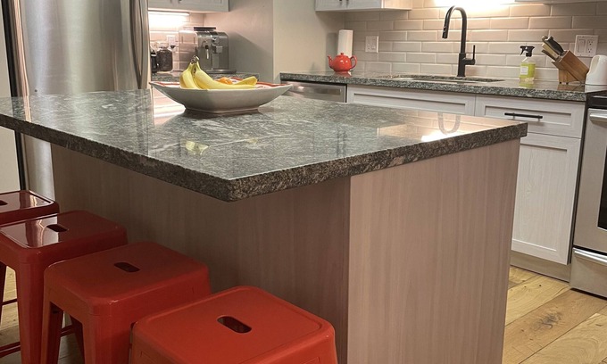 Blackcomb House | Quiet luxury on the golf course in Whistler - Upper Village . Pet friendly!