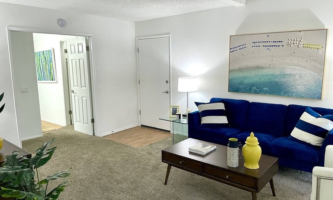 Southwest Anaheim Apartment | Quiet Modern Stay in Anaheim! Close to Disneyland and Knotts!