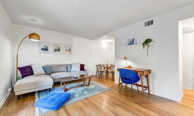 Central Boulder Apartment | Quiet, Spacious Mapleton Hill Apartment - Walk to Pearl Street - Walk to Hiking
