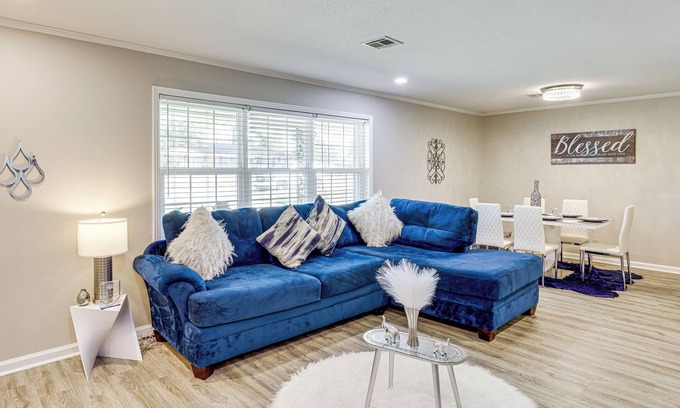 Prattville House | Quiet, Stylish & Convenient Home in Prattville