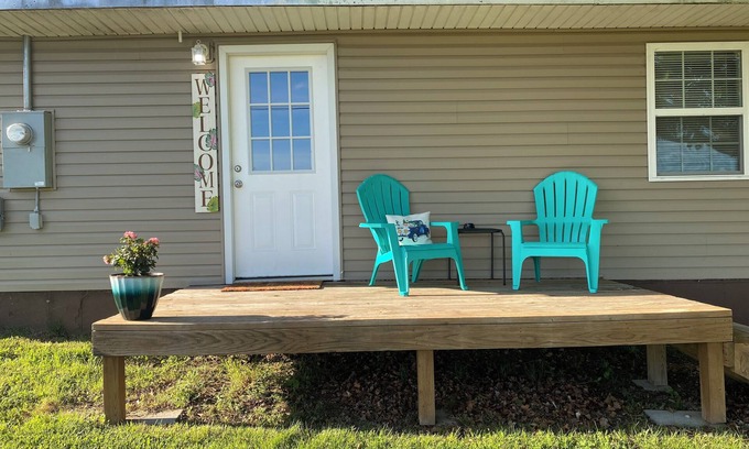 Harrison House | Quite and peaceful country setting just minutes from town.