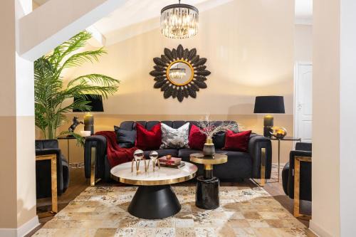 Bucharest City-Centre Apartment | Qult - Invictus