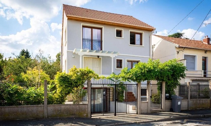 Villeneuve-le-Roi Bed & Breakfast | Résidence Artemis