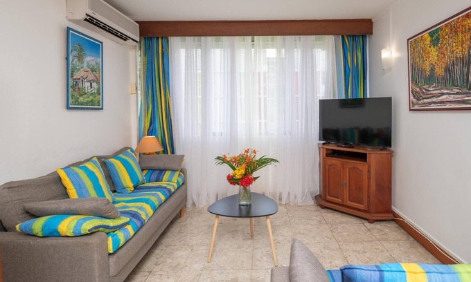 Les Abymes Apartment | Résidence Esses Duplex - Climatisé