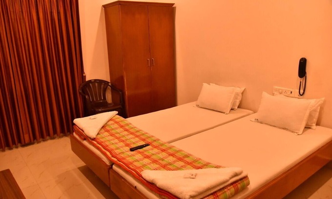 Kuilapalayam Hotel | R.M Guest House