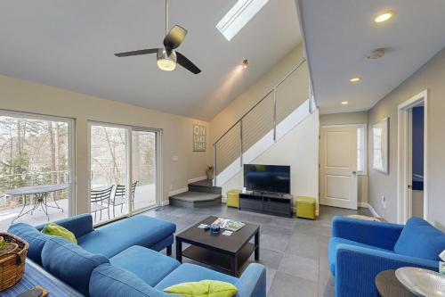 Bumpass House | Rabbit Rabbit