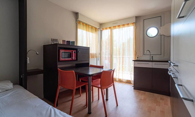 La Lechere Apartment | Radiana Hotel Suite* - Studio 2 People