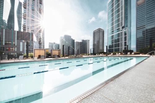 Lakeshore East Hotel | Radisson Blu Aqua Hotel, Chicago