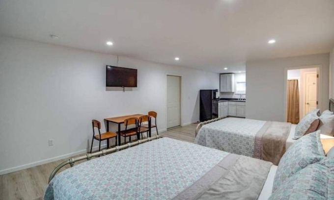 Grafton Apartment | Rafton Inn Vacation Cottage 73