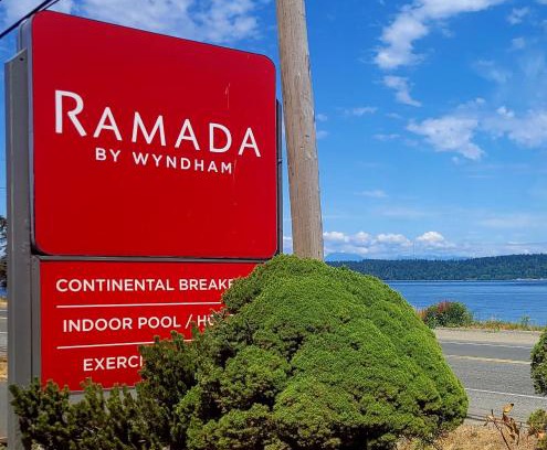Campbell River Hotel | Ramada by Wyndham Campbell River