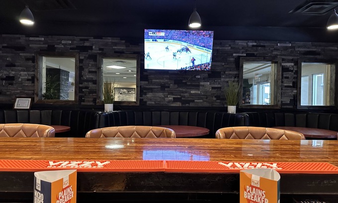 Estevan Hotel | Ramada by Wyndham Estevan