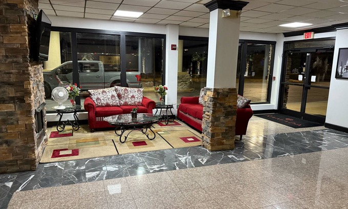 Macon Hotel | Ramada by Wyndham Macon