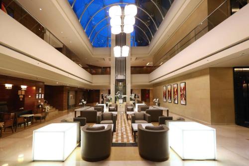 Beirut Hotel | Ramada Plaza by Wyndham Beirut Raouche