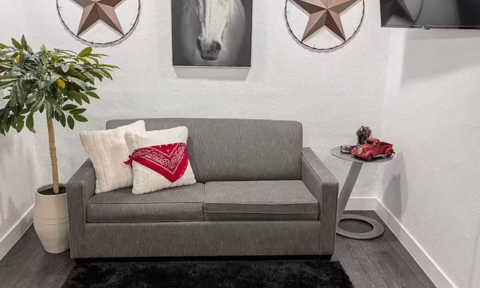 South Tucson House | Rancho Las Casitas