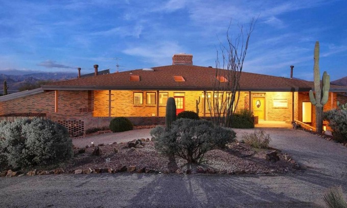 Saguaro Cerro Estates House | Rancho Venado Tucson, One of a kind, spiritual desert oasis in NE Tucson