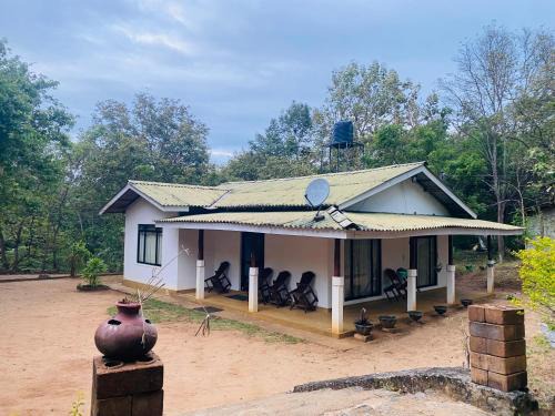 Hingurakgoda House | Randinu Rest