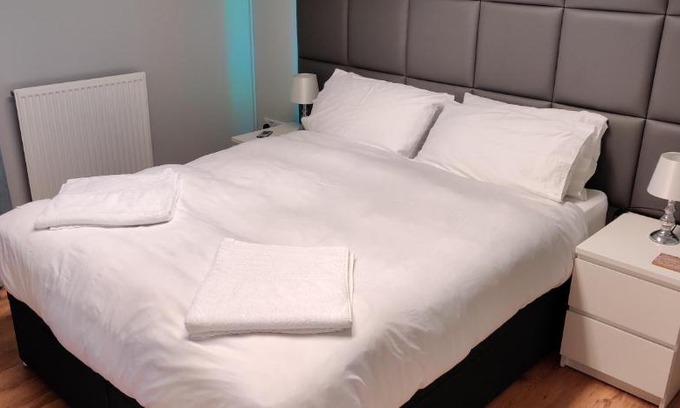 Ipswich Apartment | RANELAGH ROAD Apartment