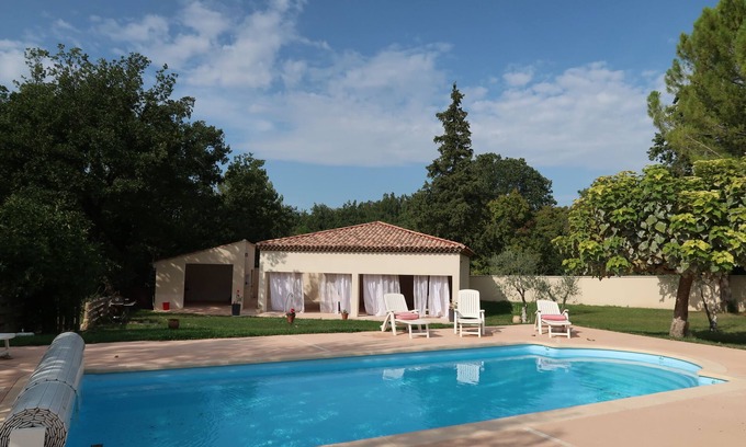 Le Puy-Sainte-Reparade Villa | RARE 17 pers private swimming pool park 15 mn Aix en Provence