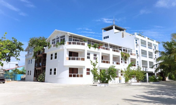 Dhiffushi House | Rashu Hiyaa