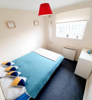 Rayleigh Apartment | Rayleigh Town Centre 3 Bedroom Apartment