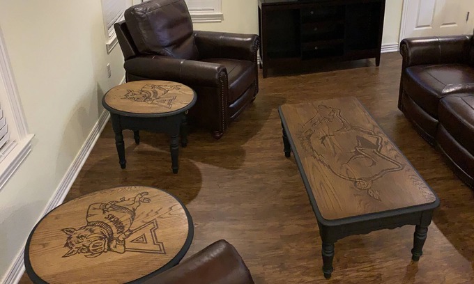 Fayetteville House | Razorback Retreat: 3BR, 2BA Sleeps 8 King Bed Garage Access 2min to UofA