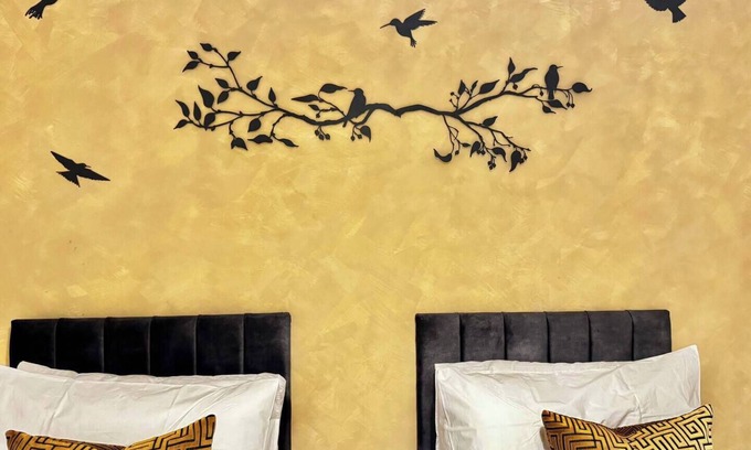 George Green Apartment | REALocator HUB - spacious 2bed2bath + Parking + Storage in SL3