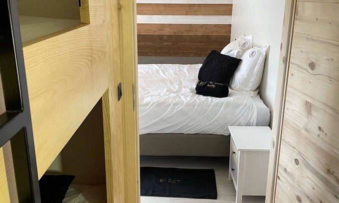 Peisey-Nancroix Ski Chalet | Red Canyon comfort Suite