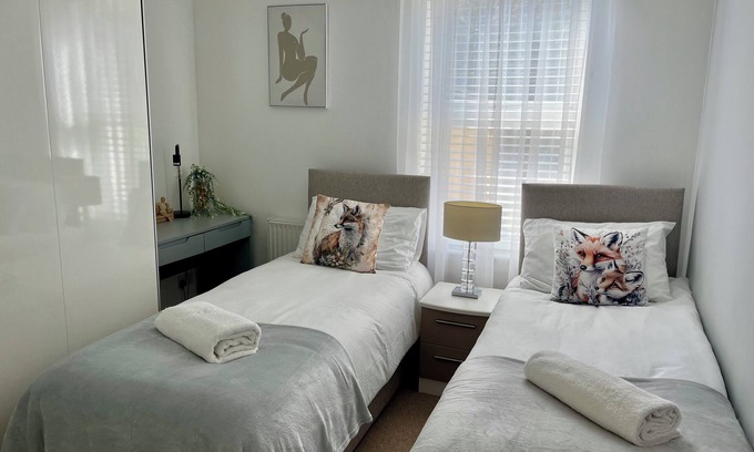 Chatham House | Red Fox House Medway Free Parking