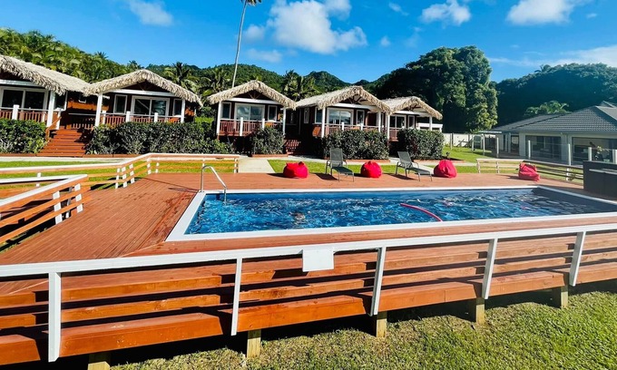 Rarotonga Villa | Red Hibiscus Villa 2