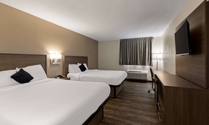 Caseyville Hotel | Red Lion Inn & Suites Caseyville