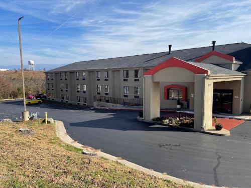 Branson Hotel | Red Roof Inn Branson