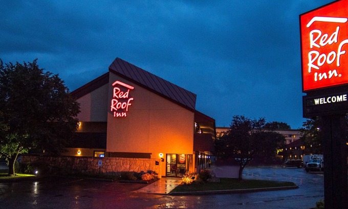 Kalamazoo Hotel | Red Roof Inn Kalamazoo West - Western Michigan U