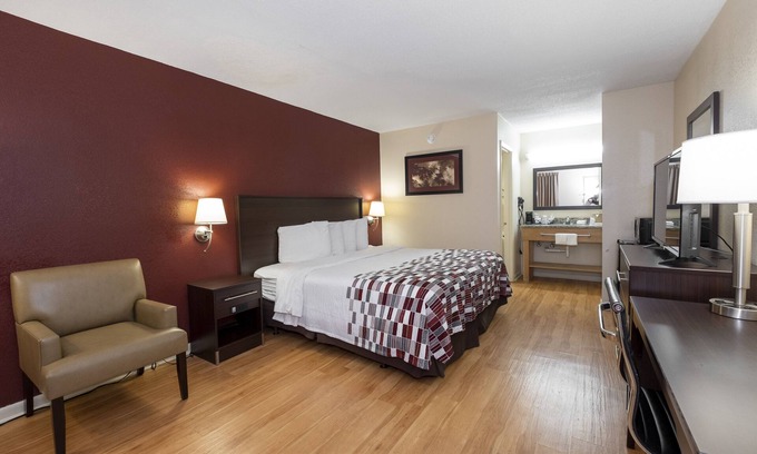 Knoxville Hotel | Red Roof Inn Knoxville North - Merchants Drive