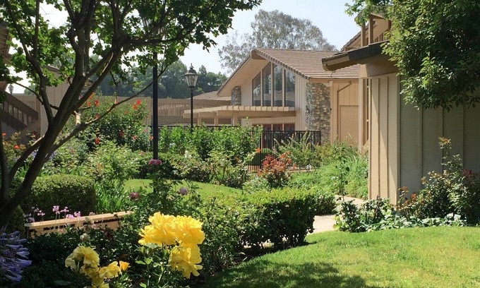 Bonita Hotel | Red Roof Inn San Dimas - Fairplex